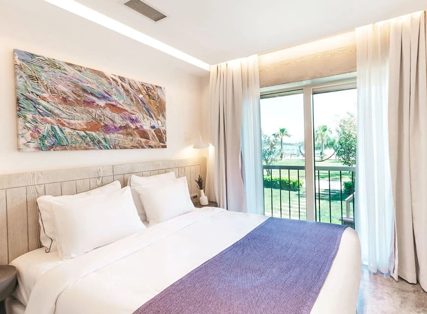 D Resort Ayvalık Deniz Manzaralı Bungalov oda kartı genel görünüm
