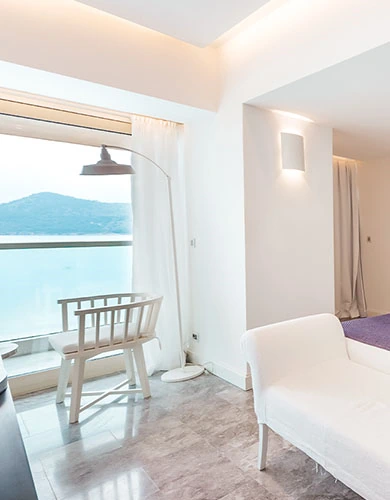 D Resort Ayvalık Jr Suit Deniz Manzaralı iç görünüm mobil galeri