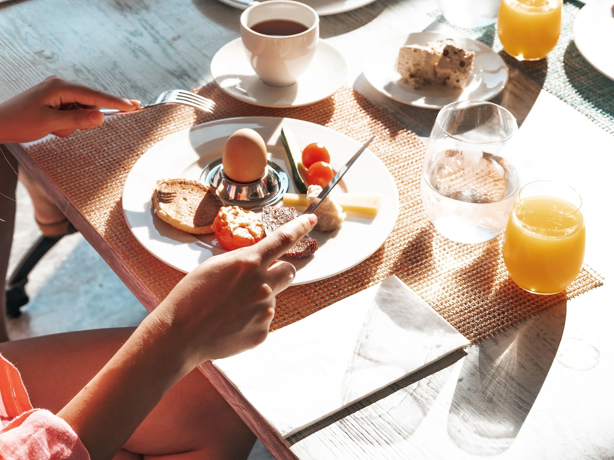 D Resort Ayvalık Olives restoranı Ege sofrası tanıtım kapağı